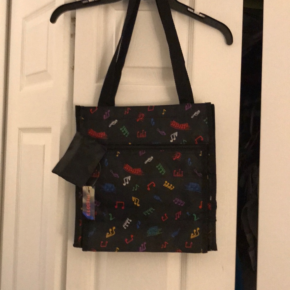 Tote bag